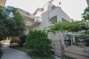 Отель Apartment Vila Maslovar  Будва